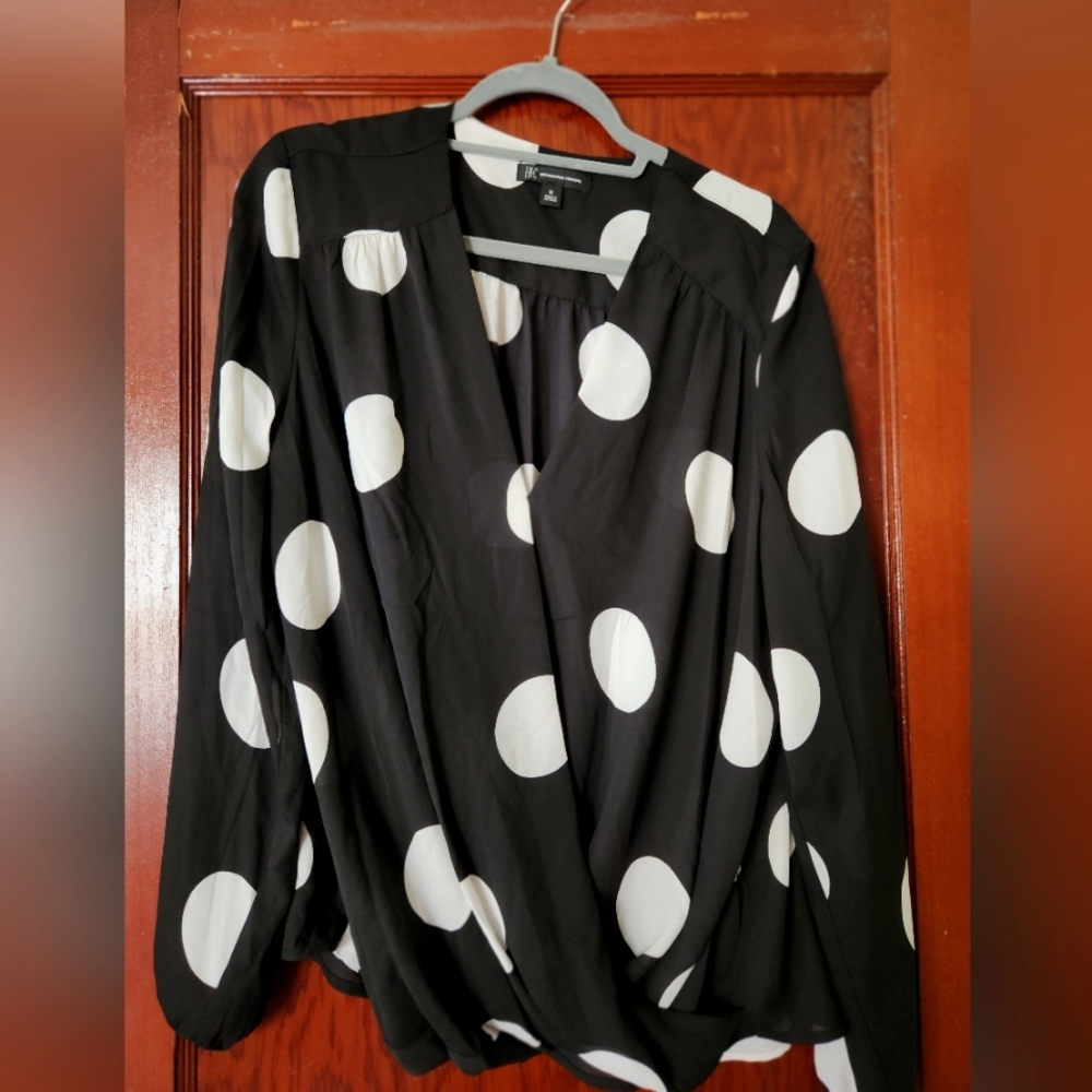 NWT INC Suplice Neckline Blouse -black/white polka dots - XL